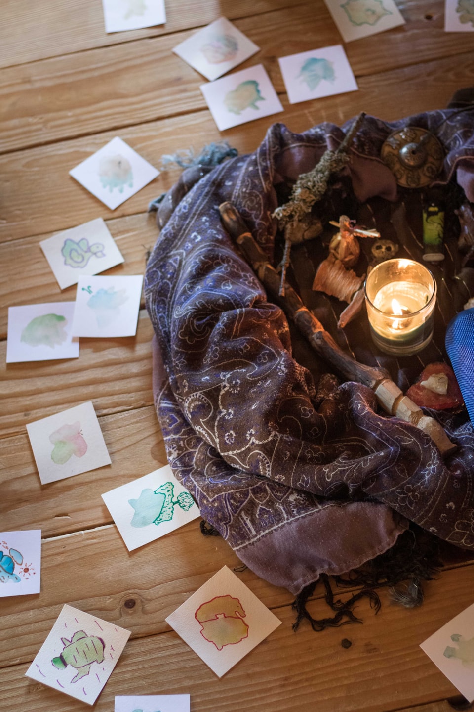 Oracle Reader Oracle Card Reading: Myths vs. Reality - into the light